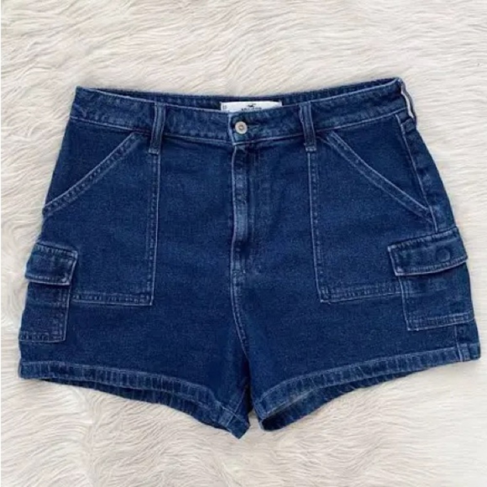 hollister • cargo ultra-highrise mom jorts